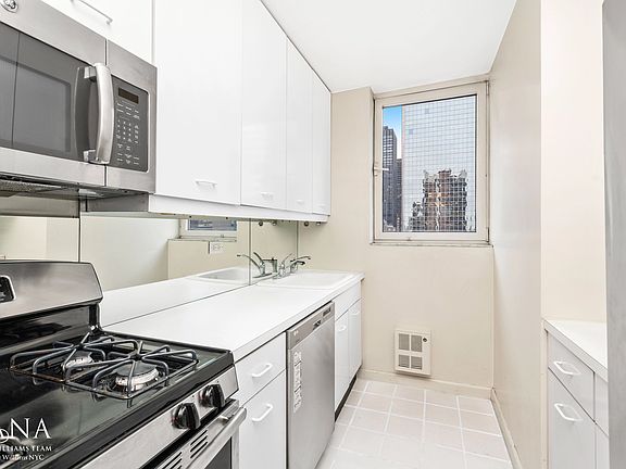 3rd image of 255 E 49th St #19E