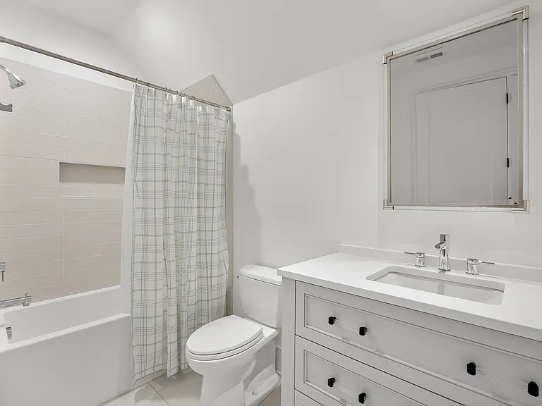 2624 Providence Rd — Photo 33