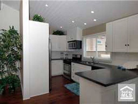 Kitchen with dining area