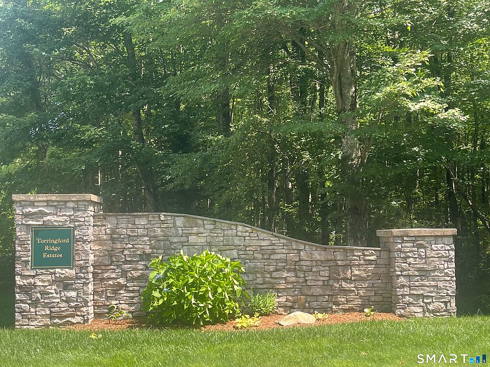 1st image of 185 Cider Mill Crossing