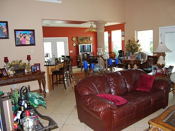 5th image of 863 Pinemore Dr