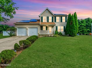 14 Anthony Dr, Burlington, NJ 08016