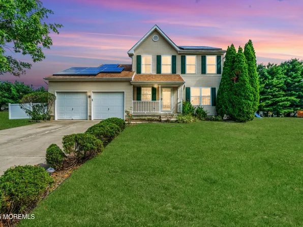 14 Anthony Drive, Burlington, NJ 08016