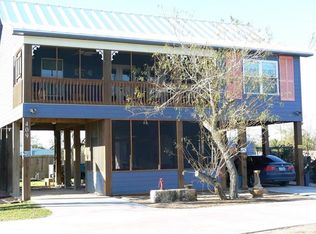 409 Copano Bay Dr, Bayside, TX 78340