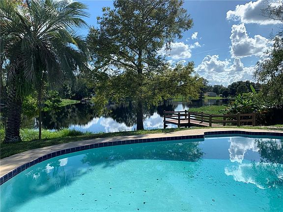 4th image of 1035 Princess Gate Blvd