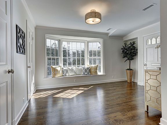 Entry Foyer w/Coat Closets