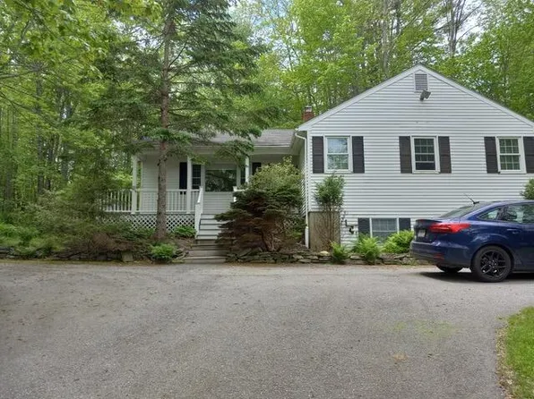 12 Hoffses Drive, Camden, ME 04843