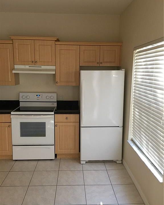 2nd image of 7528 Plantation Cir