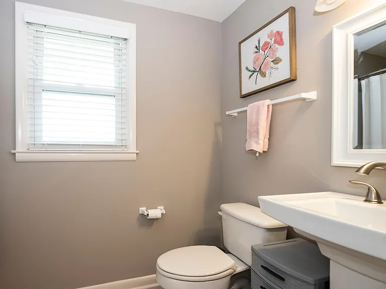 282 Zandale Dr — Photo 12