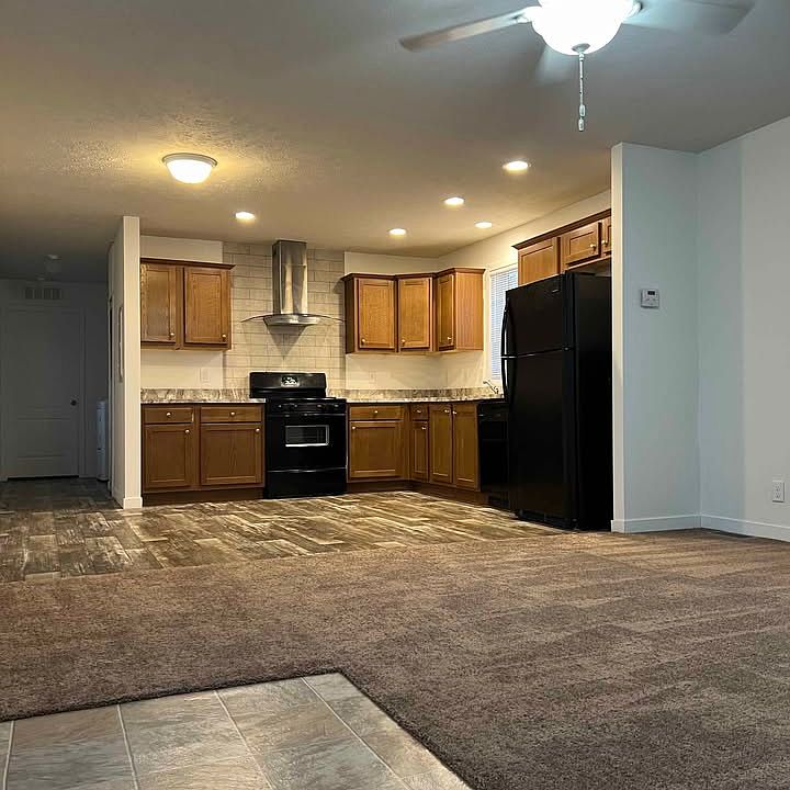 1st image of 105 20th St NW #396
