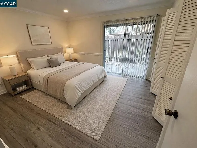 5451 Roundtree Pl #F — Photo 8