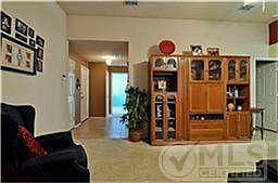 2nd image of 1620 Thornhill Ln