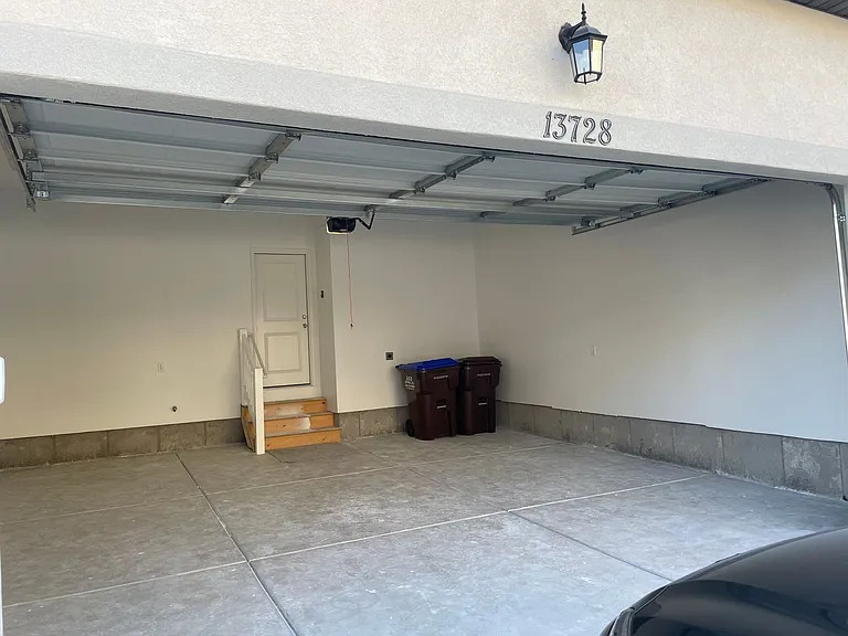 13728 S Devers Dr — Photo 6