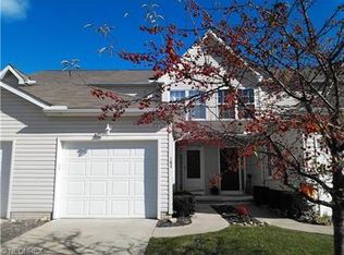 184 Meander Ln, Elyria, OH 44035