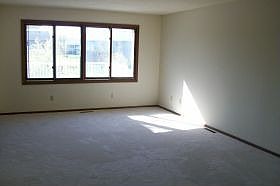 3rd image of 8530 Coral Sea St NE
