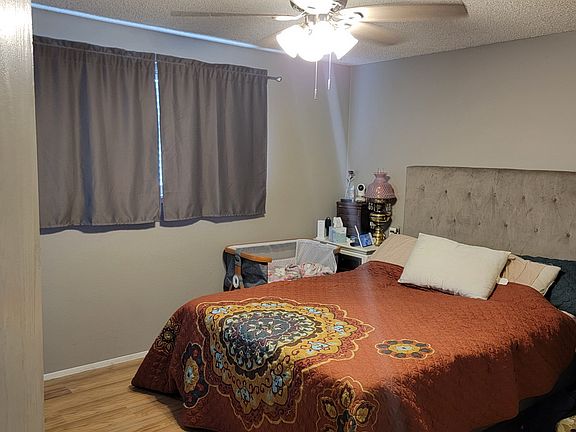 2nd image of 6324 Congressional Dr SE