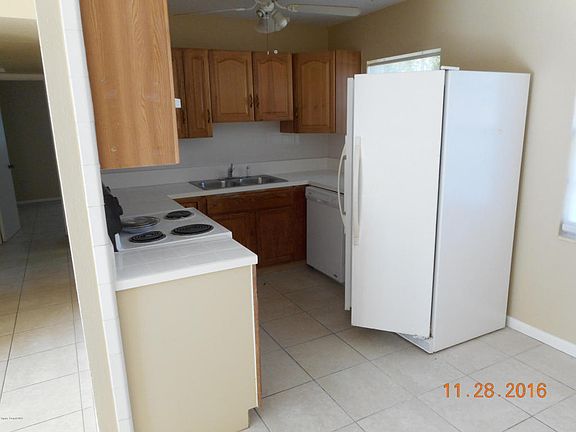 5th image of 2478 Boyd Ave
