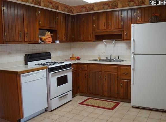 3rd image of 5002 Peggy Ann Dr