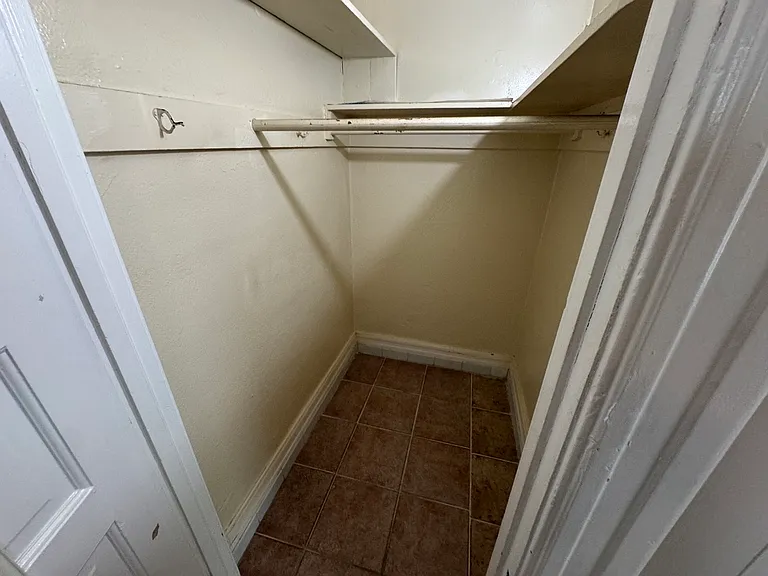 1124 W 37th Pl #1124 — Photo 26