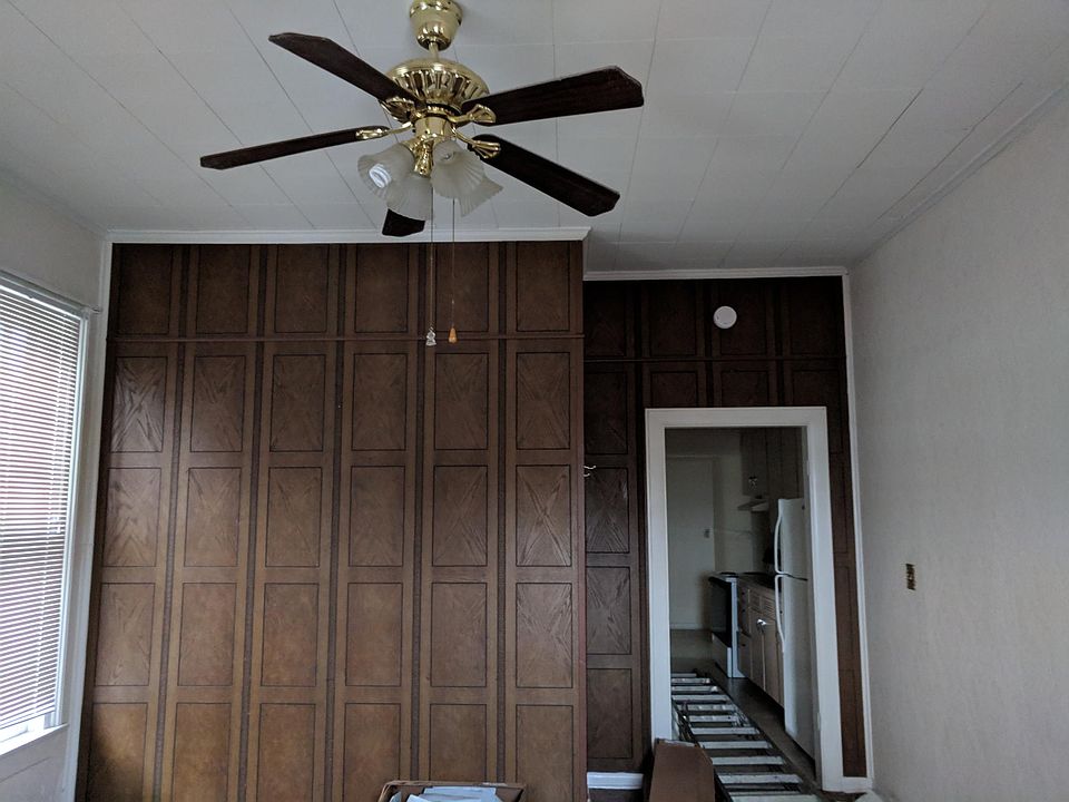 1st image of 404 E Church St