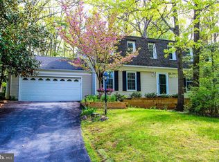 11230 Hunting Horn Ln, Reston, VA 20191