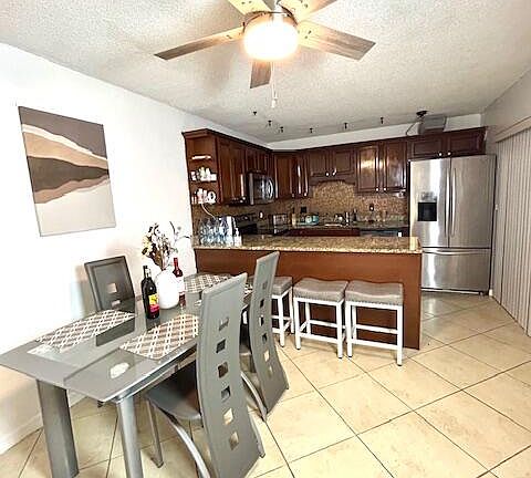 4th image of 2832 SW 12th Street