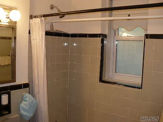 Sold by Century Homes Realty Group LLC | media 21