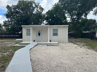 12801 Westview Dr, Miami, FL 33167