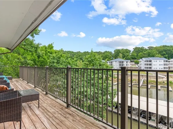 87 Circle Edge #19-3A, Lake Ozark, MO 65049
