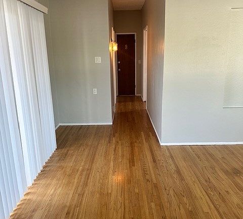 4th image of 3314 E 2nd St #3326