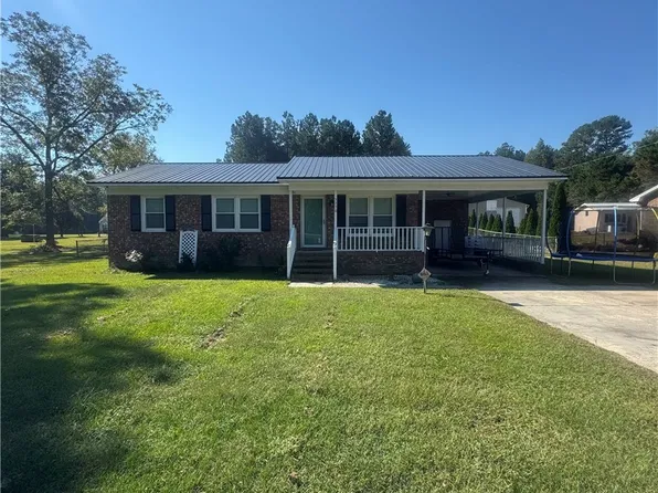 3750 Arabia Rd, Raeford, NC 28376