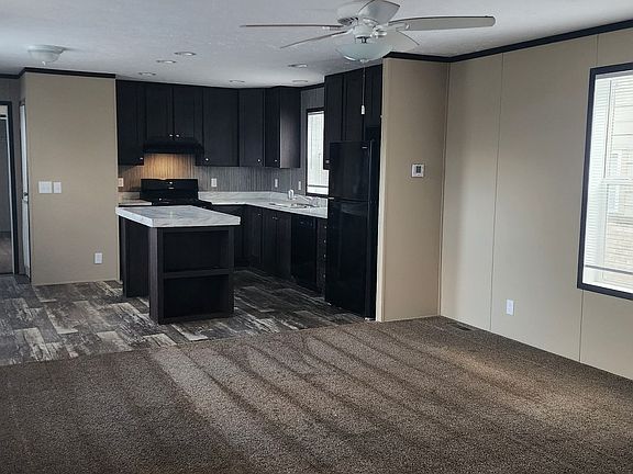 3rd image of 188 Dogwood Dr