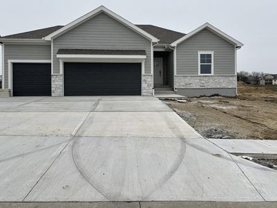 15645 Sheridan Ct, Basehor, KS, 66007