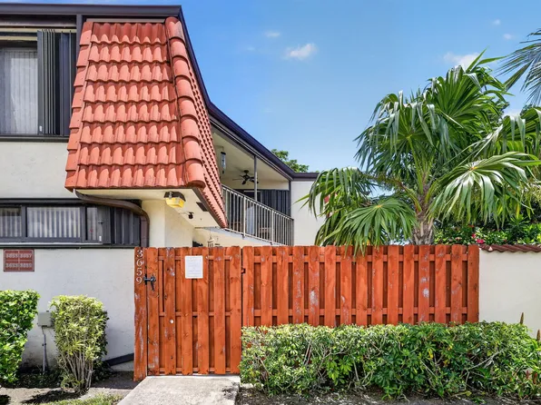 3659 VICTORIA Drive, West Palm Beach, FL 33406
