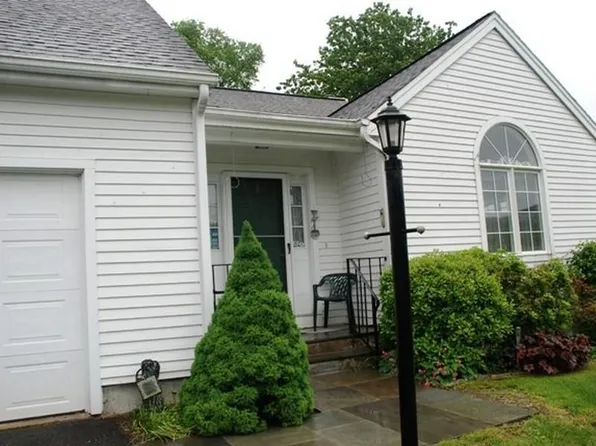 61 Quarry Ridge Rd, New Preston Marble Dale, CT 06777