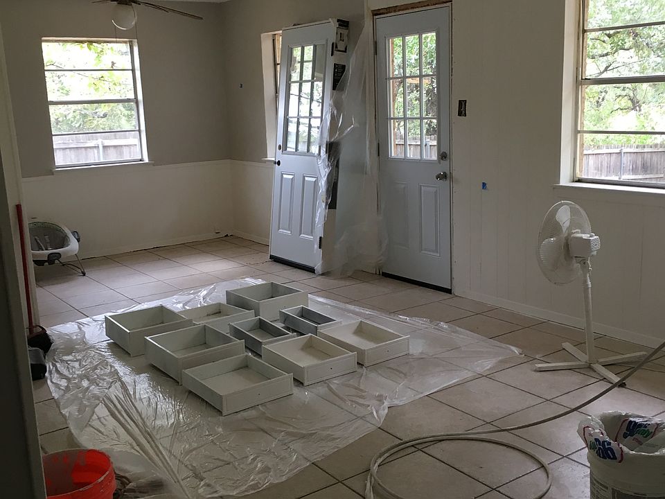 1st image of 7112 Crabtree Ln