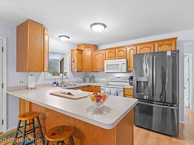 920 Del Sher Dr, Brighton, MI, 48114