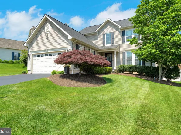 4547 Summerhill Dr, Doylestown, PA 18902