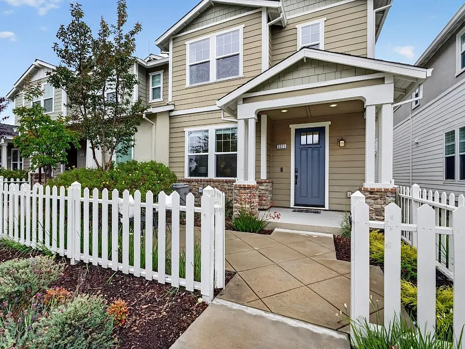 3525 Teeling Ct