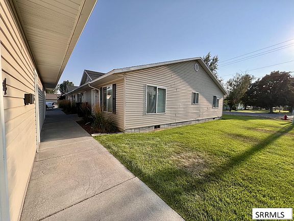 4th image of 139 Stockham Blvd