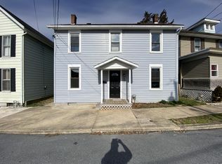 417 Cedar St, Chambersburg, PA 17201
