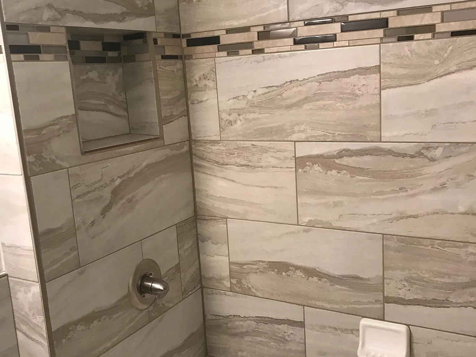 223 John Adams Dr — Photo 4