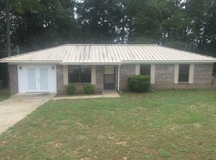 116 Sandra Dr, Abbeville, AL 36310