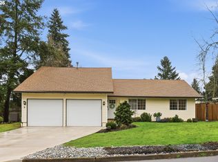 939 Hazelwood Dr, Oregon City, OR 97045