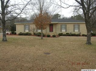 209 Paine Ave, Moulton, AL 35650