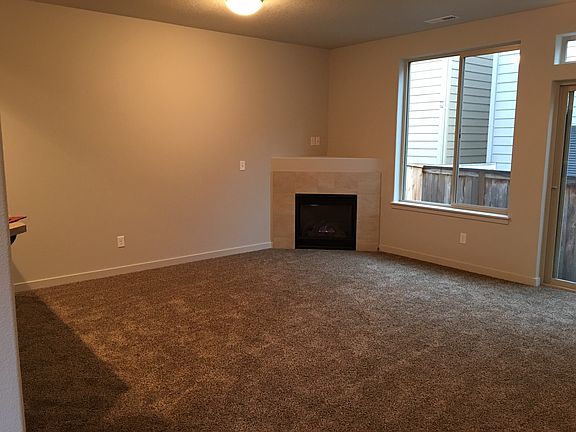 3rd image of 13104 NE 25th St