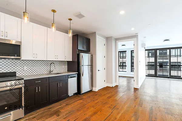 Rented by ERNY LLC | media 8