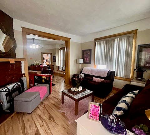 LIVING ROOM FURNISHED