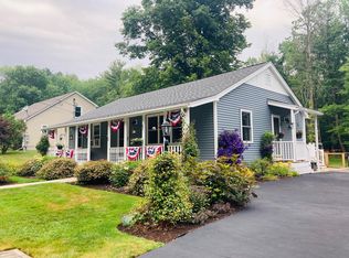 1 Taylor River Est, Hampton, NH 03842