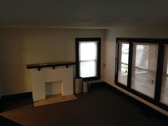 2nd image of 139 Fairlawn Ave